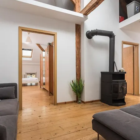 Old Town Loft - 7 Bedroom - By Upstairs * Krakkó