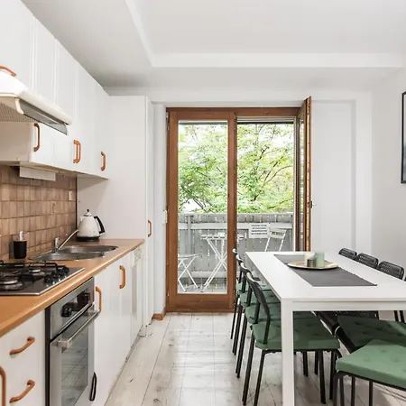 Apartamento Old Town Loft - 7 Bedroom - By Upstairs *