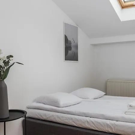 公寓 Old Town Loft - 7 Bedroom - By Upstairs